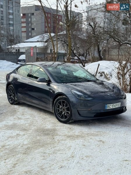 Tesla-16