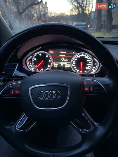 Audi-0