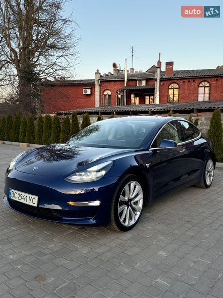 Tesla Model 3 2018