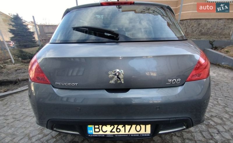 Peugeot-5