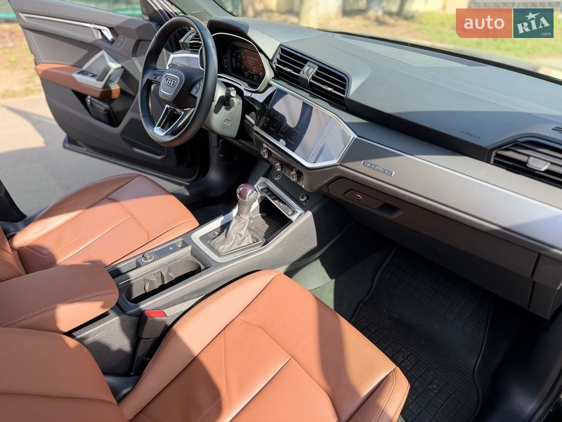 Audi-21