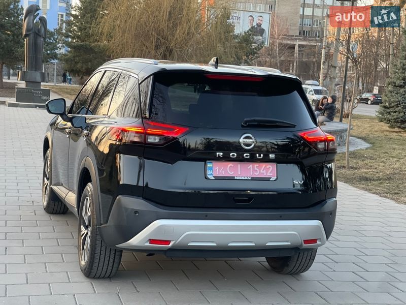 Nissan-44