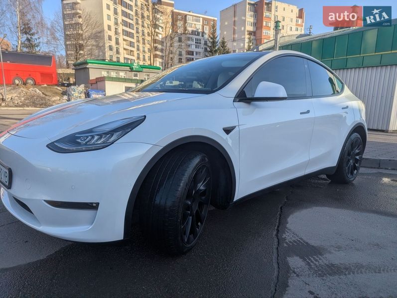 Tesla-10