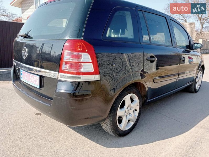Opel Zafira 2008