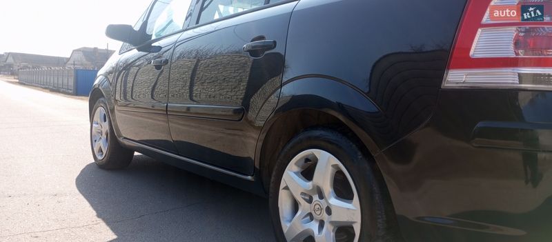 Opel Zafira 2008