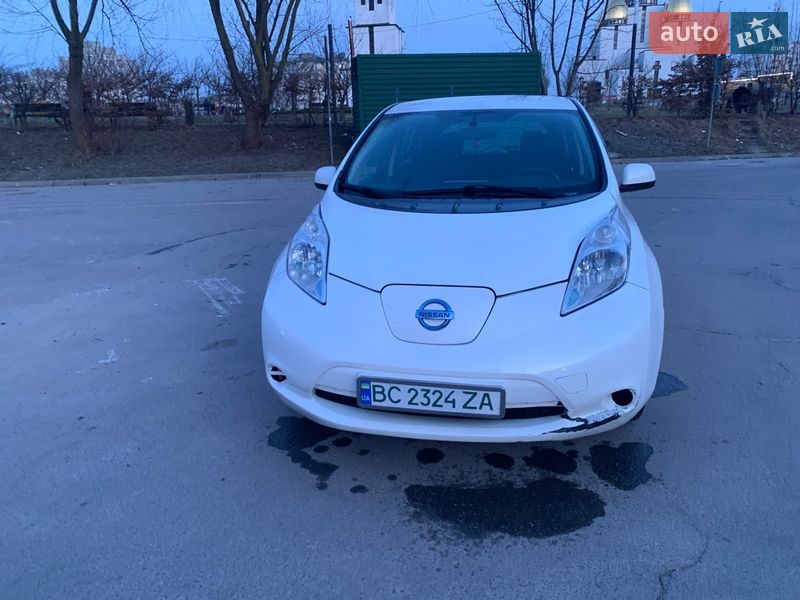 Nissan Leaf 2014