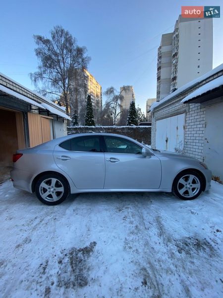 Lexus-5