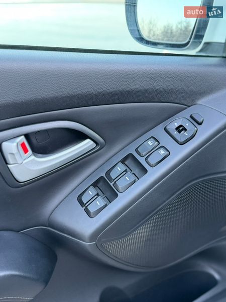 Hyundai-28