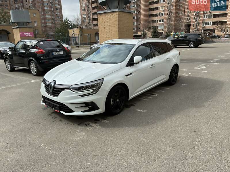 Renault-9