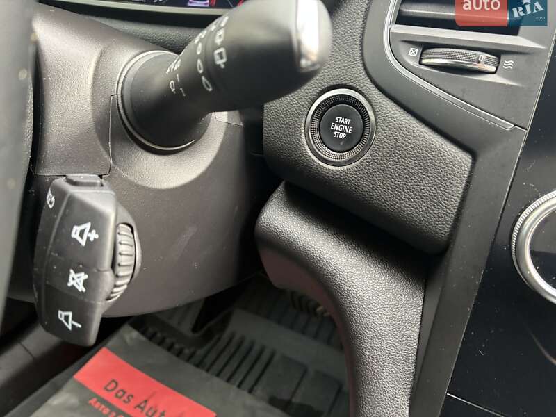 Renault-77
