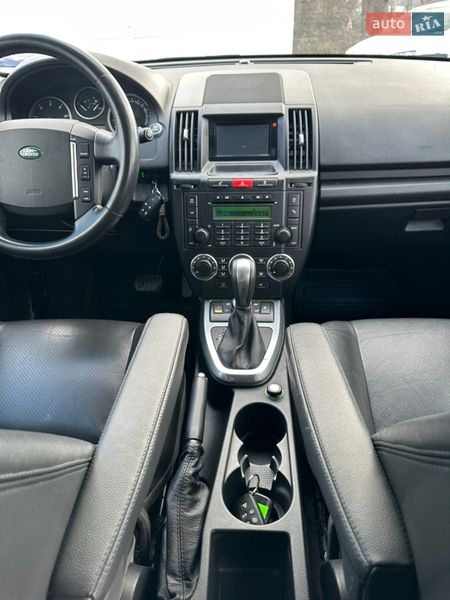 Land Rover-14
