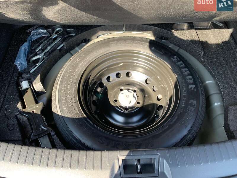 Nissan-15