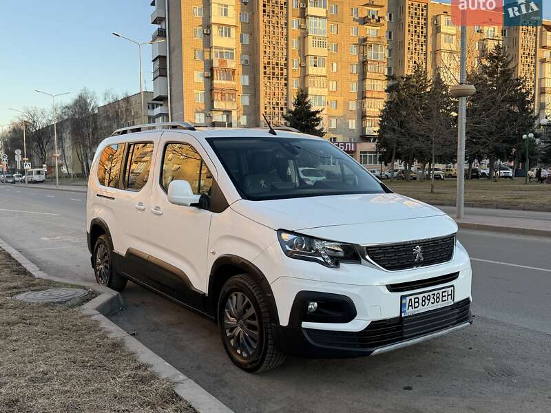 Peugeot-28