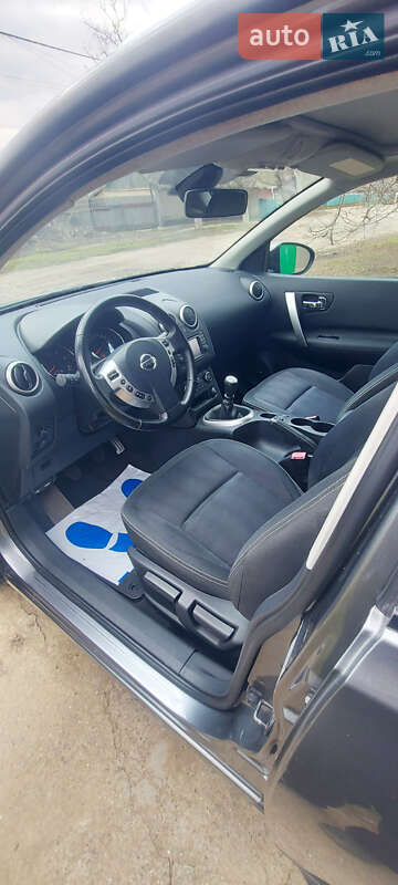 Nissan-11