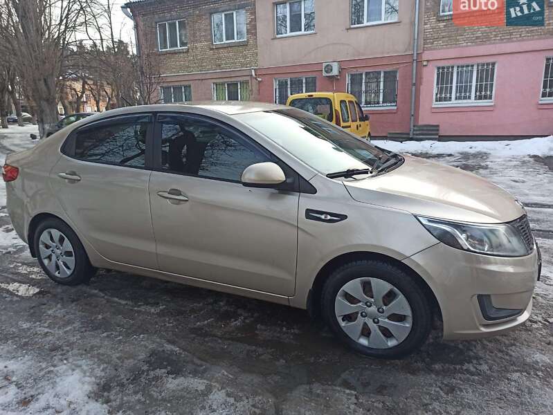 Kia-0