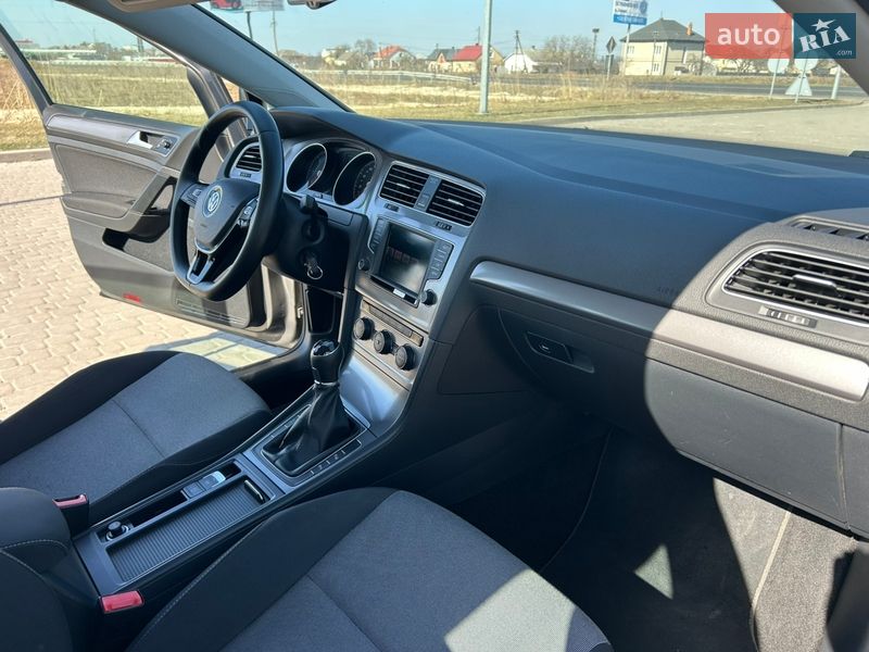 Volkswagen Golf 2015