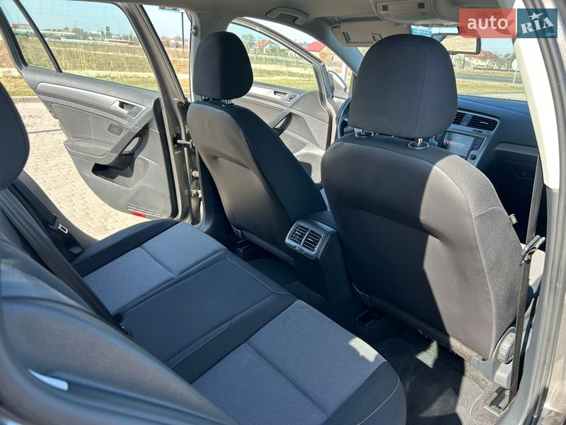 Volkswagen Golf 2015