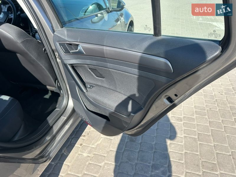 Volkswagen Golf 2015