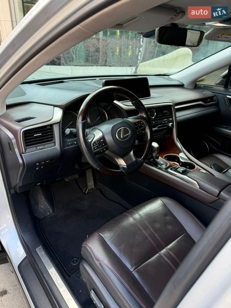 Lexus-3