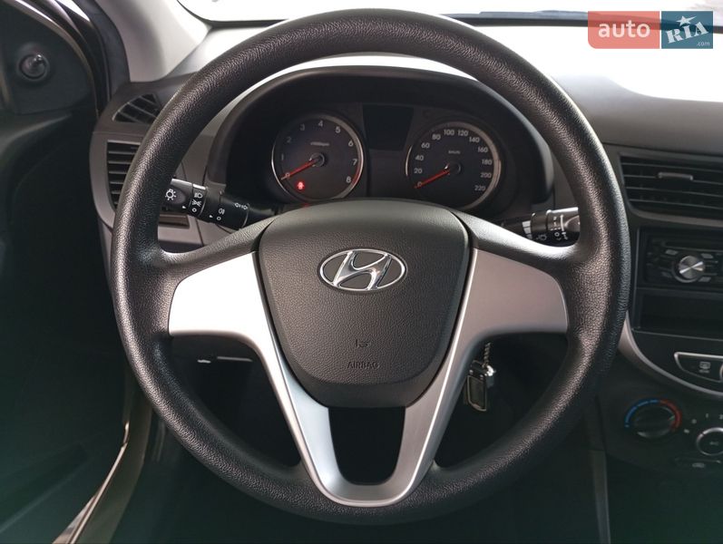 Hyundai-11
