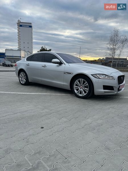 Jaguar XF 2016