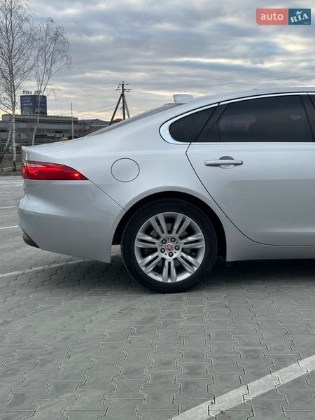 Jaguar XF 2016