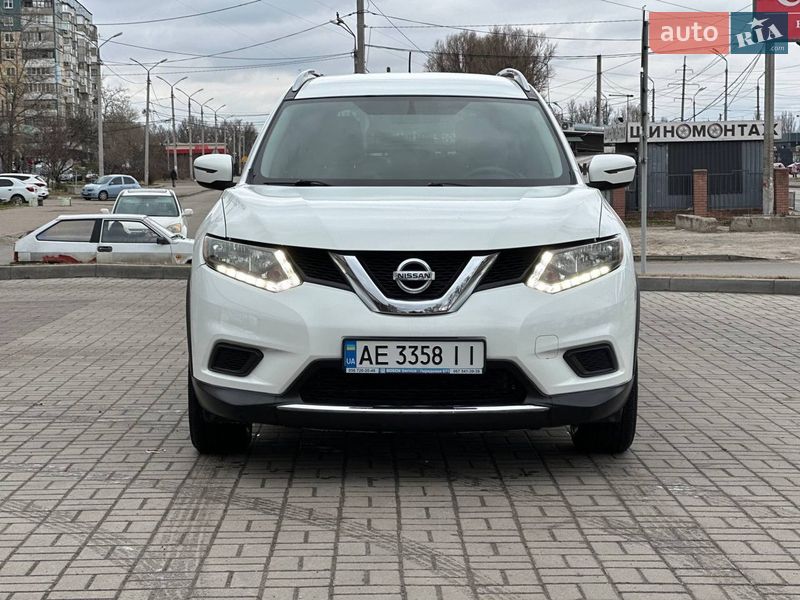 Nissan-8