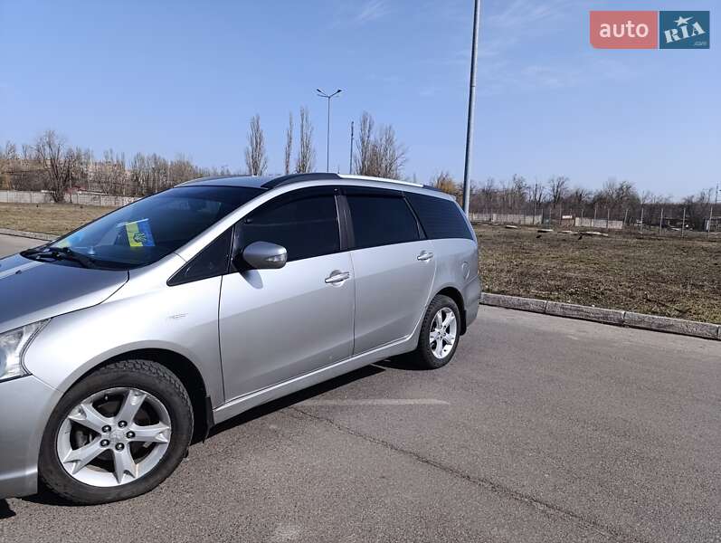 Mitsubishi Grandis 2008