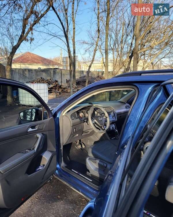 Volkswagen-0