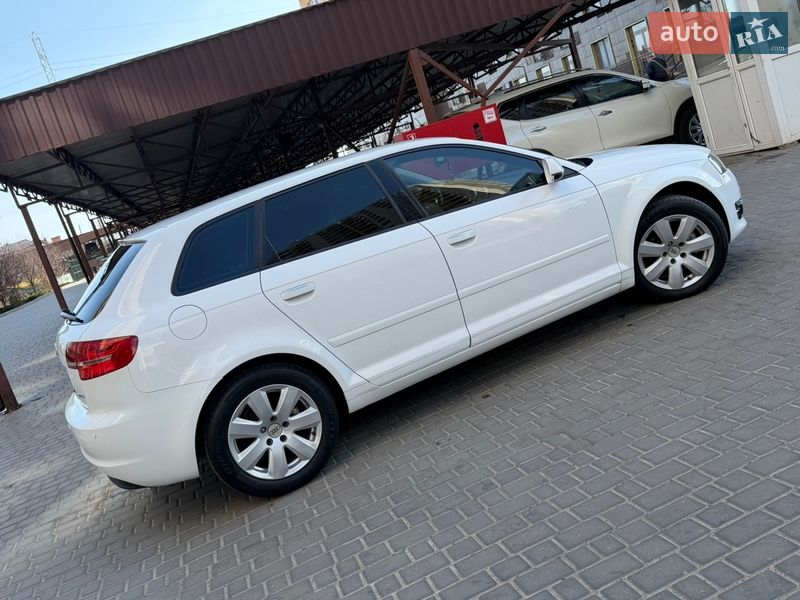 Audi-24