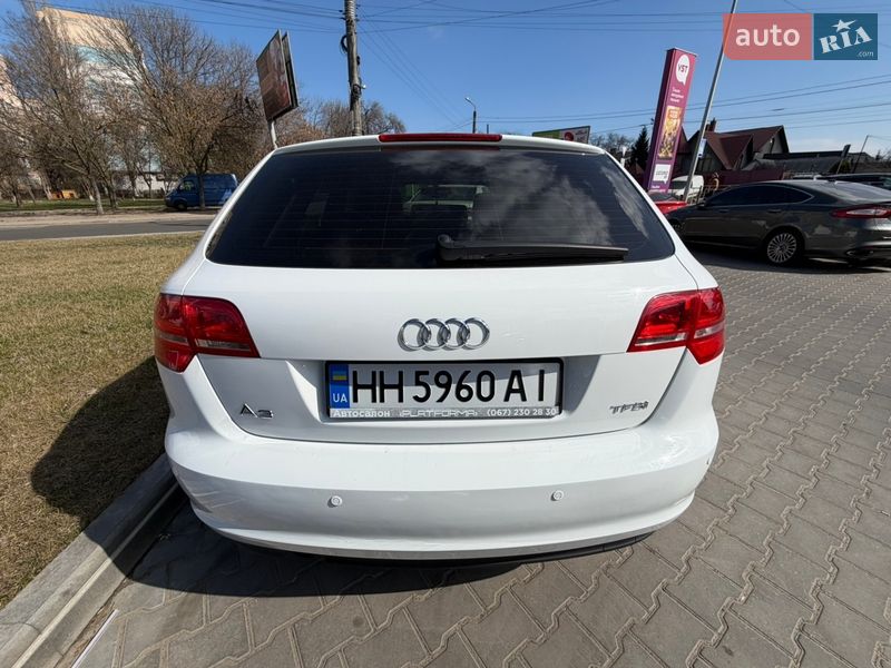 Audi-25