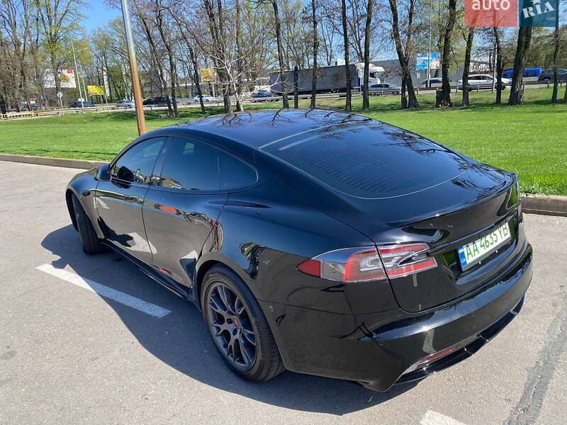Tesla-43