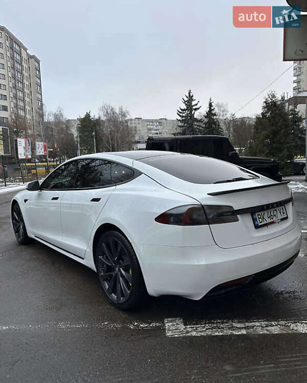 Tesla-9
