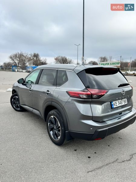 Nissan-11