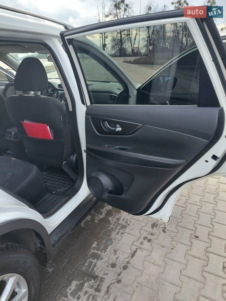 Nissan-1