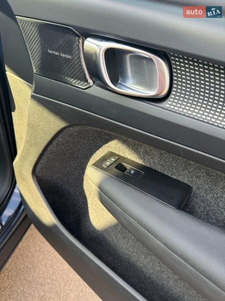 Volvo-26