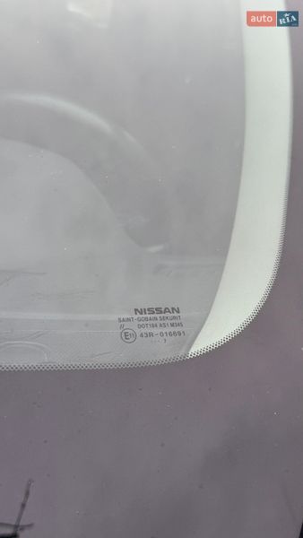 Nissan-3