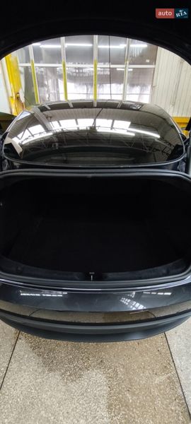 Tesla-1