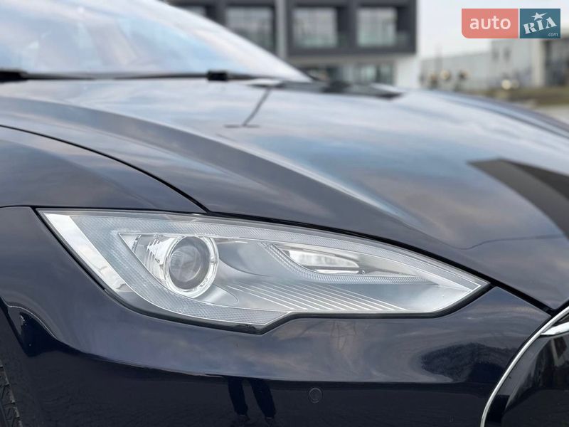 Tesla-2