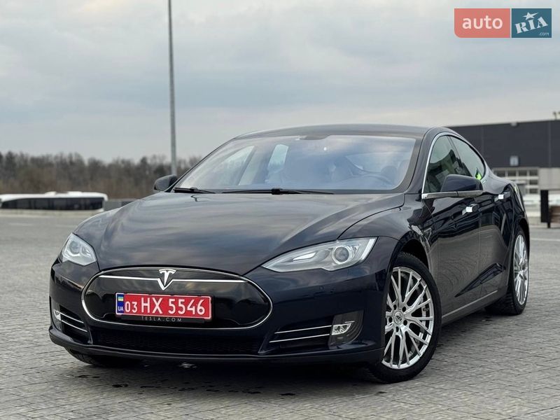 Tesla-29