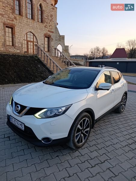 Nissan-15