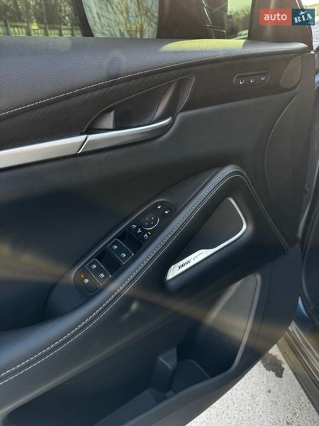 Infiniti-17