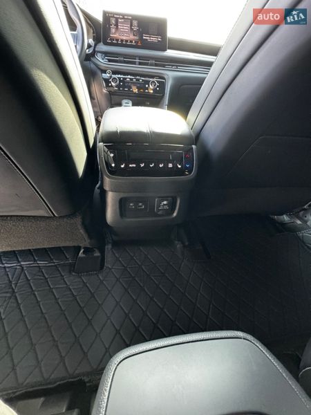 Infiniti-0