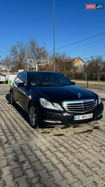 Mercedes-Benz-2