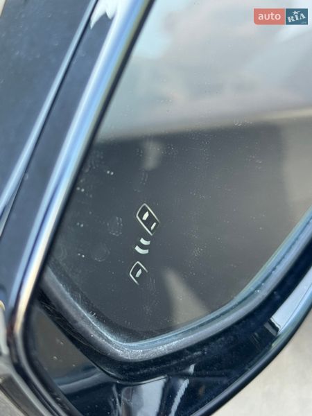 Lexus-22