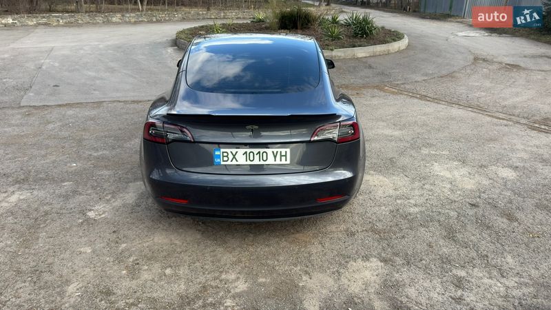 Tesla-10