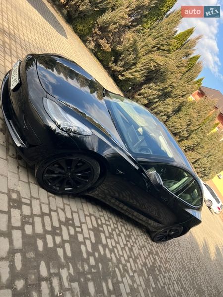 Tesla-4