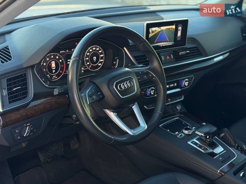 Audi-5