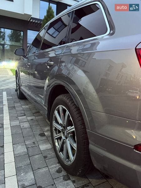 Audi-24