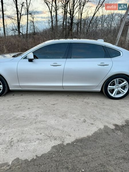Volvo-8